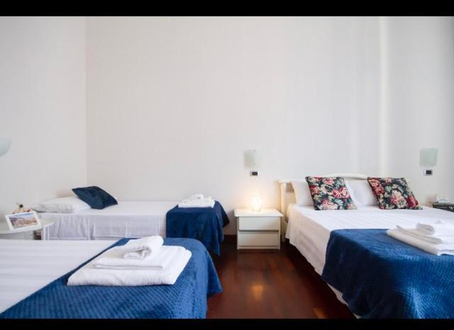 B&B Residenza Malaterra Napoli Bagian luar foto